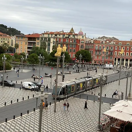 Lejlighed Massena Square View 2 Min To The & The Old Town